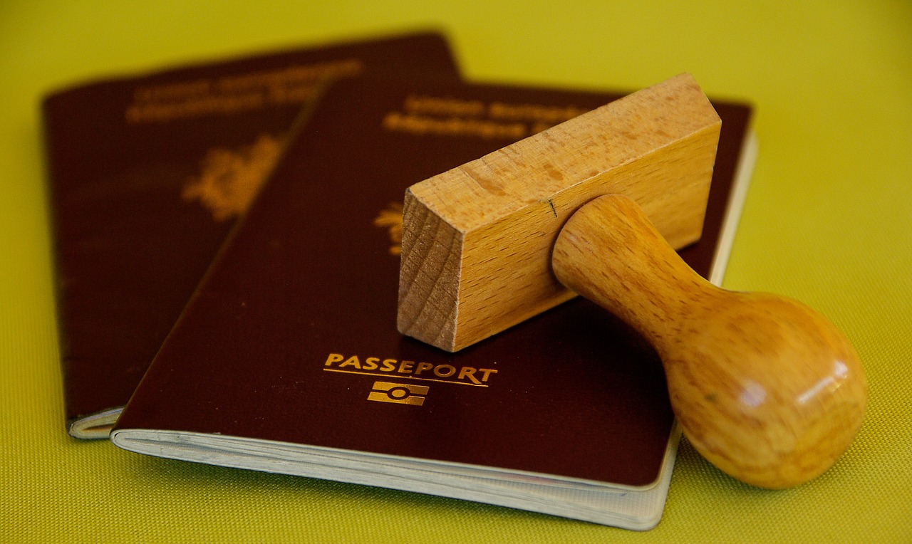 De La Rue cuts jobs after post-Brexit blue passport work awarded abroad